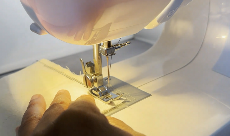 A Beginner's Guide to Essential Stitches - Zigzag Stitch