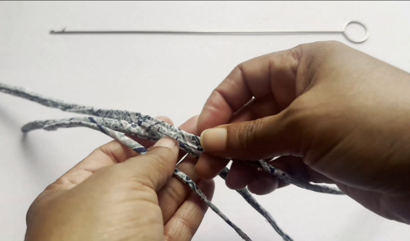 Turning Rouleau Loops and Straps